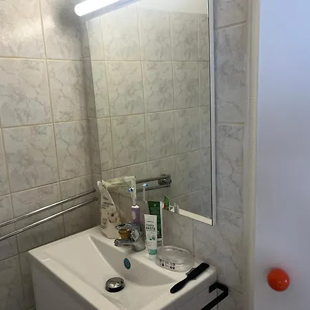 - Port Ferry Ouitreham Apartment Ouistreham