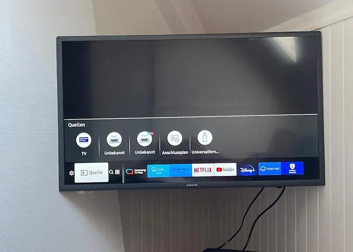 - Port Ferry Ouitreham * Ouistreham