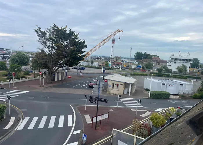 - Port Ferry Ouitreham Apartmán *